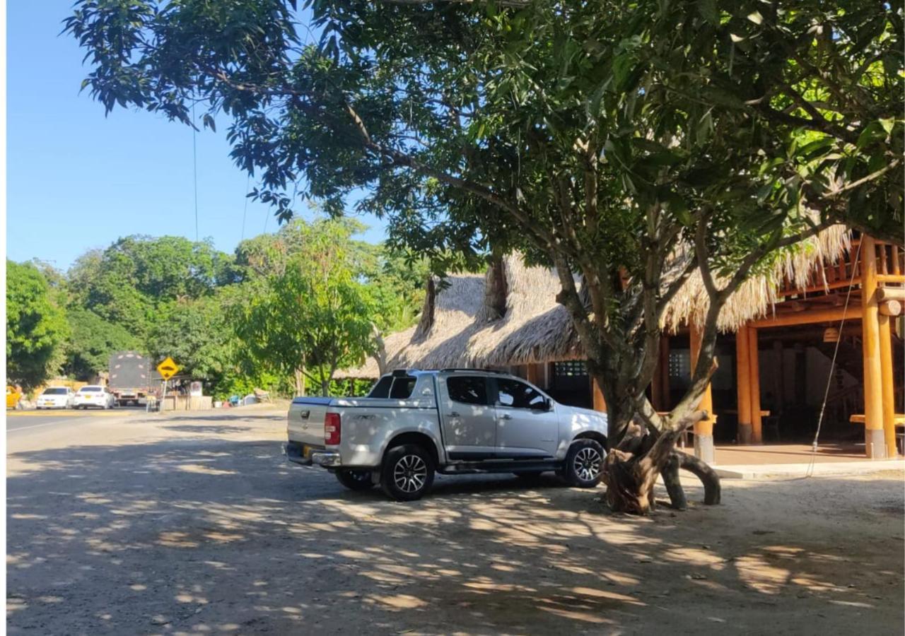 Arca Tayrona Restaurant & Hostal لوس نارانخوس المظهر الخارجي الصورة