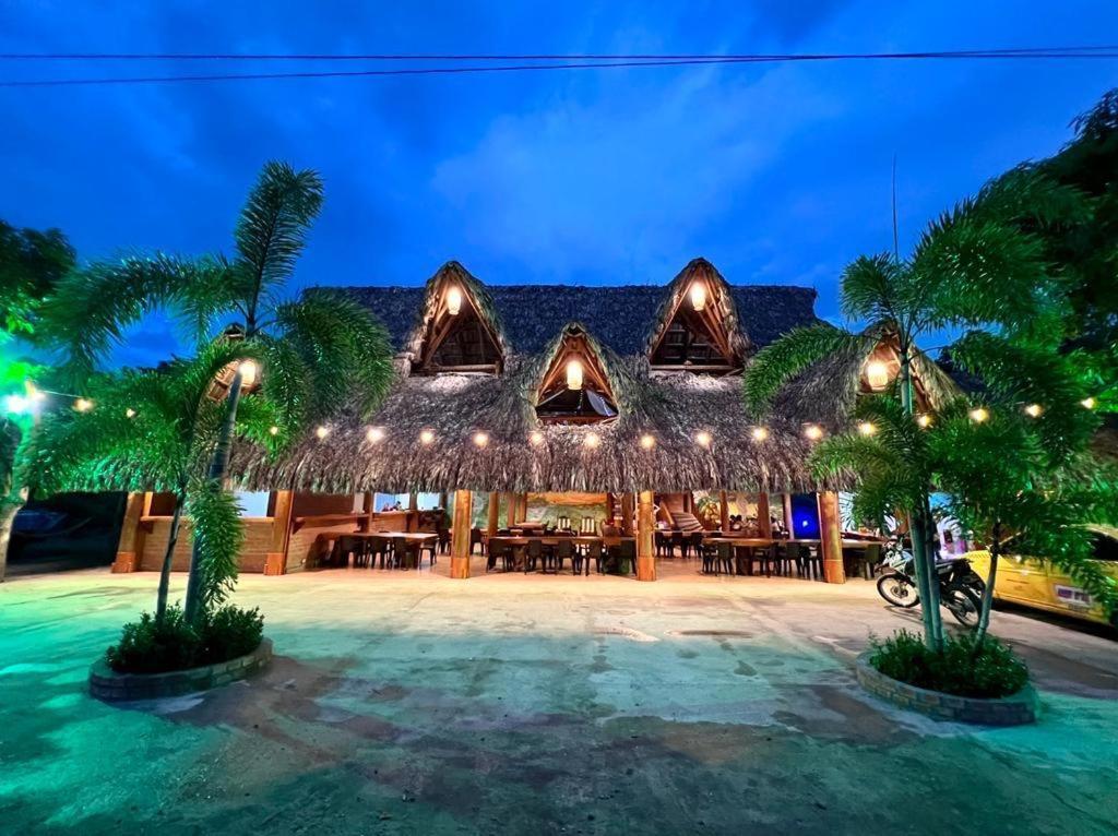 Arca Tayrona Restaurant & Hostal لوس نارانخوس المظهر الخارجي الصورة
